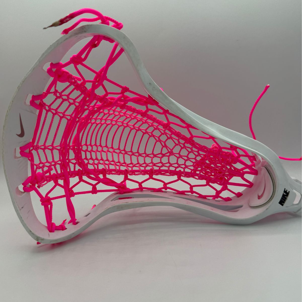 Electric Pink Valkyrie Runner Stringing Kit